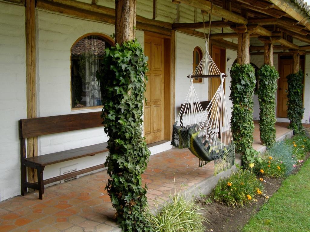 Hosteria Hotel Cuello De Luna - Cotopaxi - Country Inn Lasso ภายนอก รูปภาพ